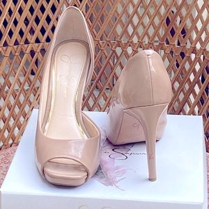 Jessica Simpson Nude 8.5